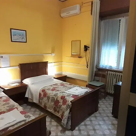 Da Peppino Отель 2*